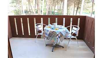 Seaside flat in a green and quiet area