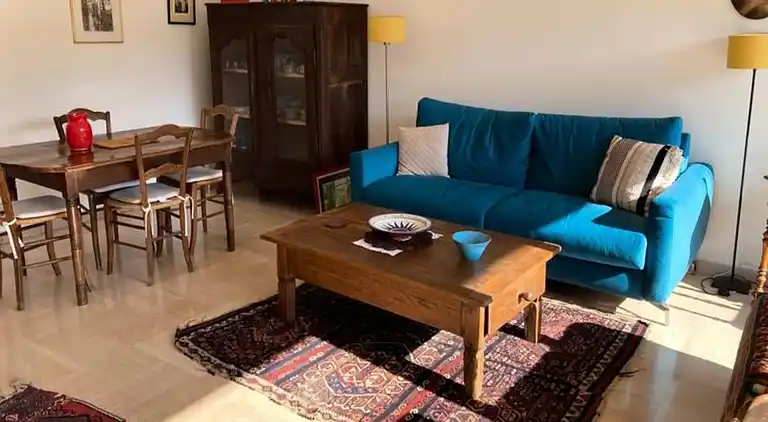 Apartment in Californie Pézou