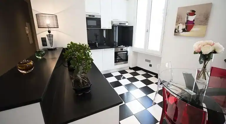 Apartment in Downtown