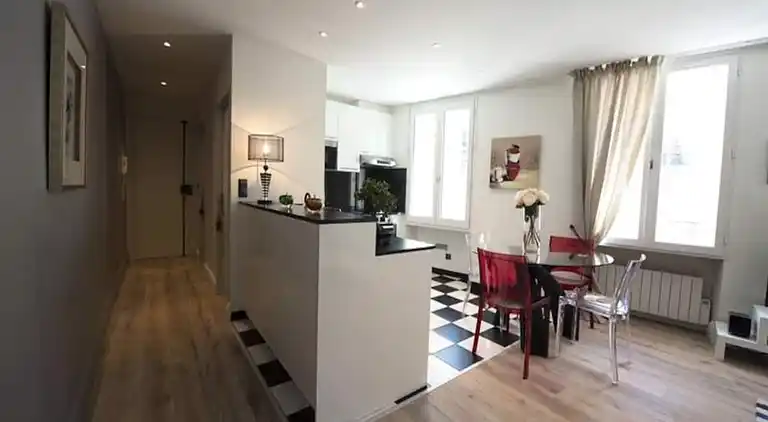 Apartment in Downtown