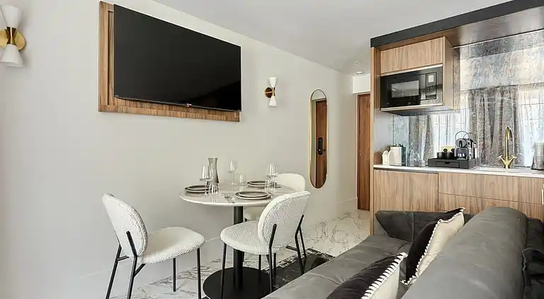 Apartment in Palais-Royal