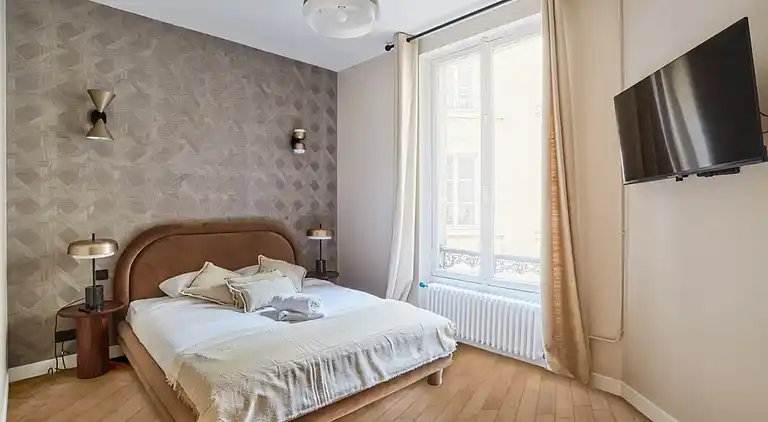 Apartment in Madeleine