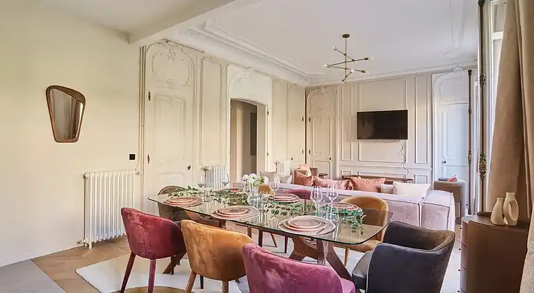 Apartment in Madeleine