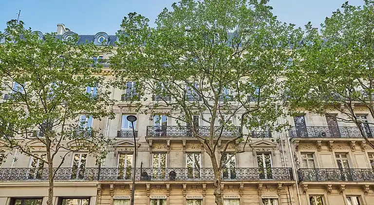 Apartment in Madeleine