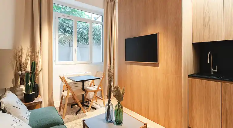 Apartment in Saint-Ambroise