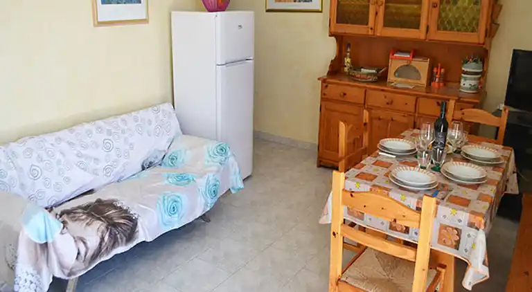 Ferienhaus mit Grill und Parkplatz und ganz in der Nähe des