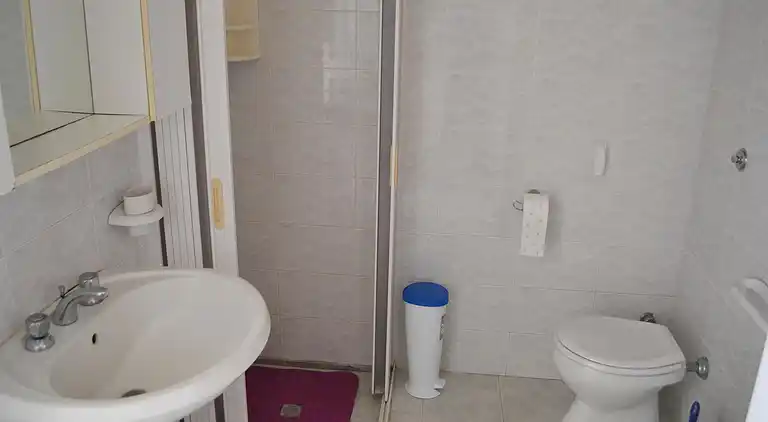 Ferienhaus mit Grill und Parkplatz und ganz in der Nähe des