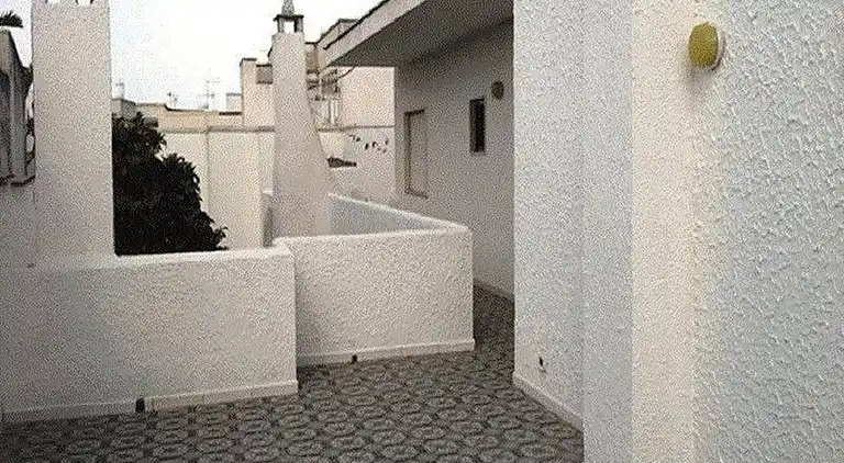 Beautiful Apartment On The Beach In Central Location With