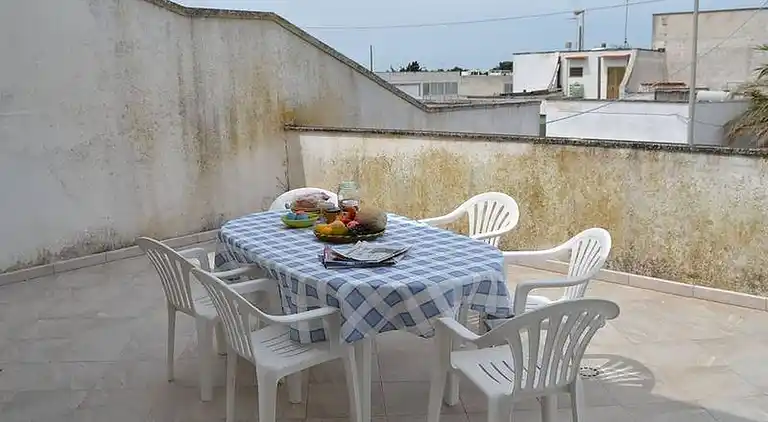 Charming Holiday Home Near The Beach With A Terrace, Pets