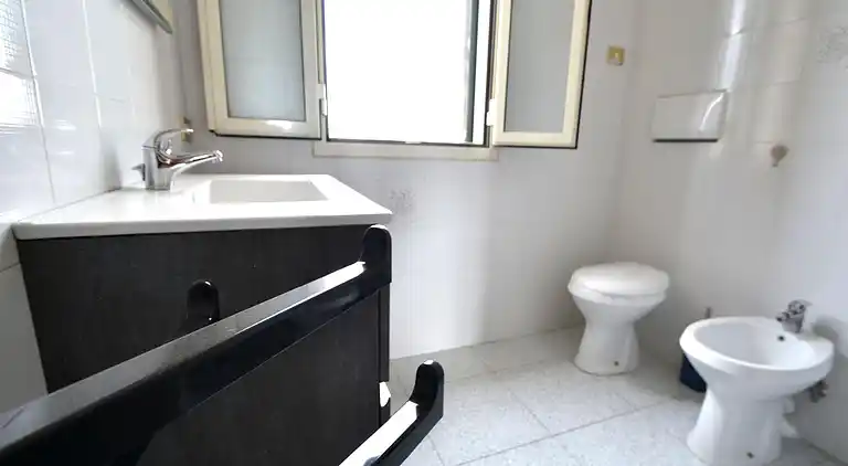 Charming Holiday Home Near The Beach With A Terrace, Pets