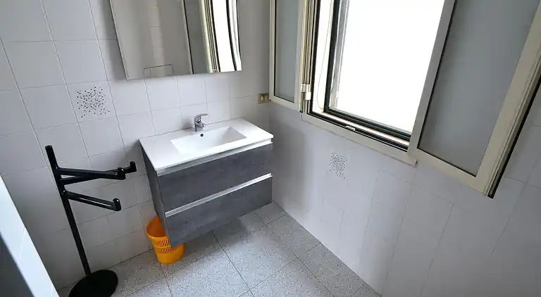 Charming Holiday Home Near The Beach With A Terrace, Pets