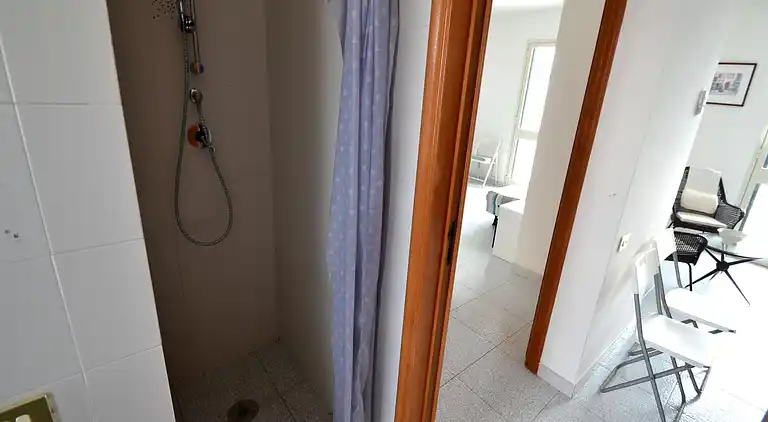 Charming Holiday Home Near The Beach With A Terrace, Pets