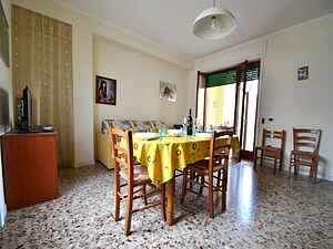 Wohnung zu vermieten mit Parkplätzen in Torre dell'Orso Pt06