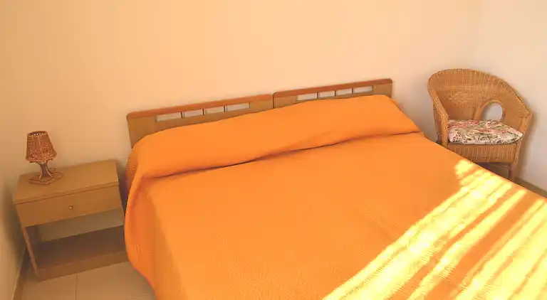 Zweistöckiges Haus in San Foca mit Außenbereichen und