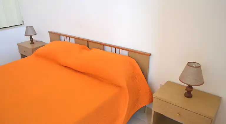 Zweistöckiges Haus in San Foca mit Außenbereichen und