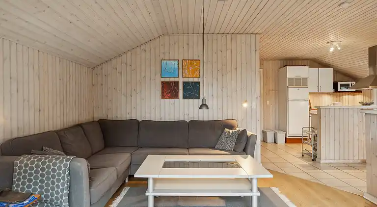 Hyggeligt sommerhus tæt på badestrand