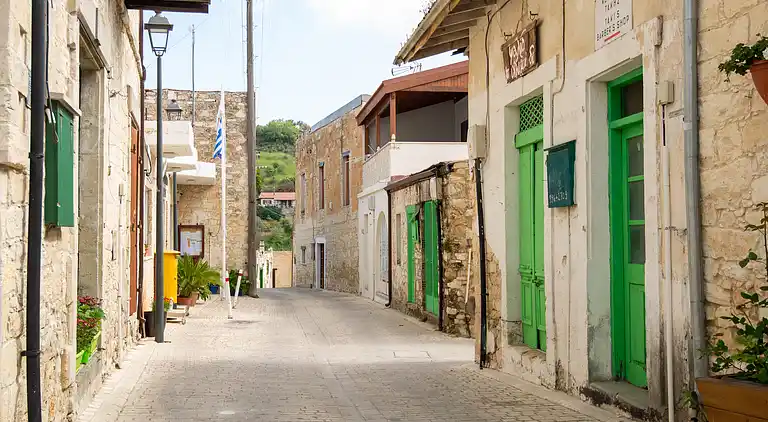 Arsorama Sweet Studio Apt w Shared Patio