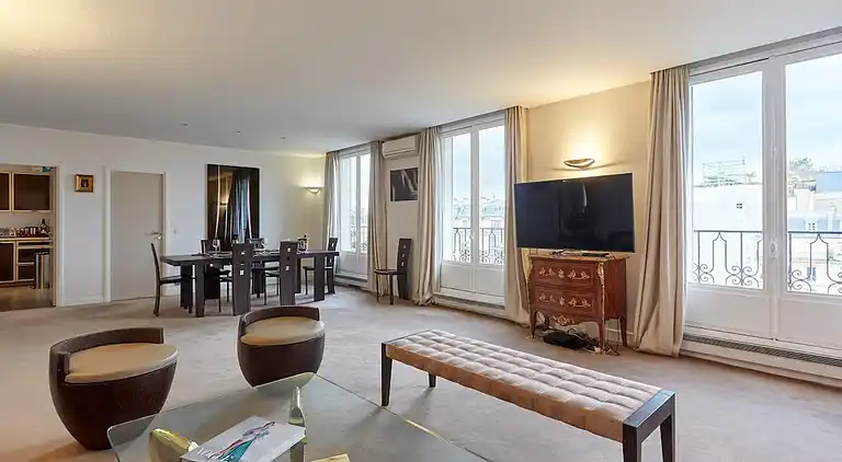 Apartment in Chaillot