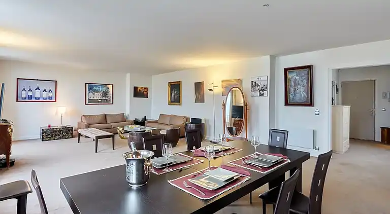 Apartment in Chaillot