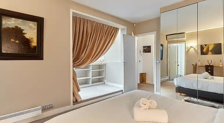 Apartment in Chaillot