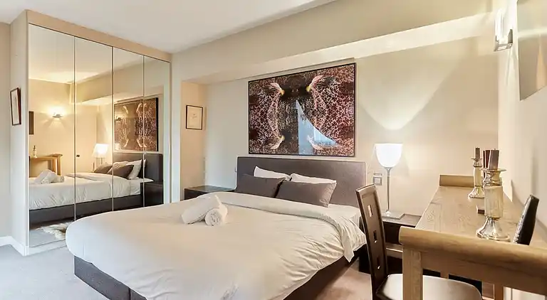 Apartment in Chaillot