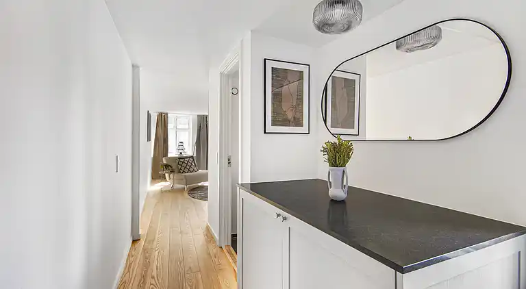 Regent 5 - Große Wohnung mit Terrasse direkt im Zentrum von