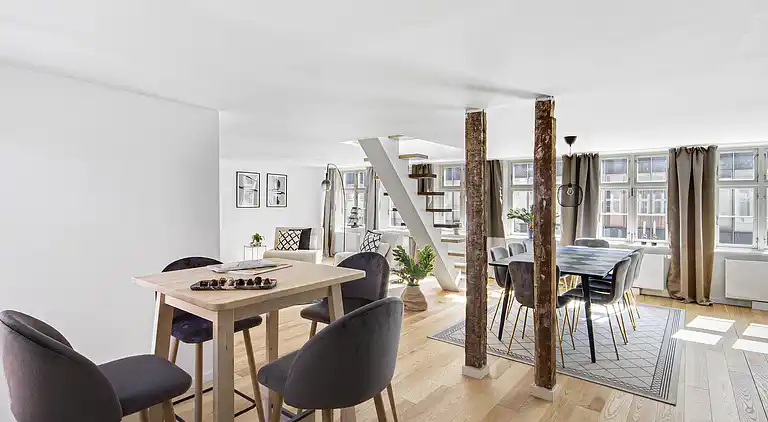 Regent 5 - Große Wohnung mit Terrasse direkt im Zentrum von