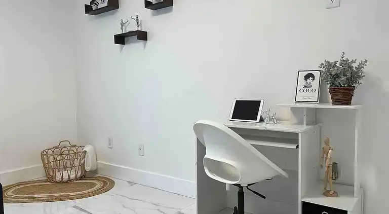 Maggie Home In Kendall - Pool And Tiki Bar