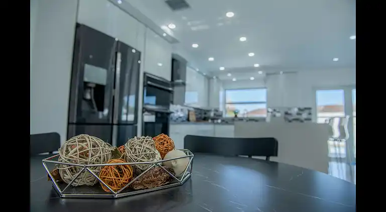 Maggie Home In Kendall - Pool And Tiki Bar