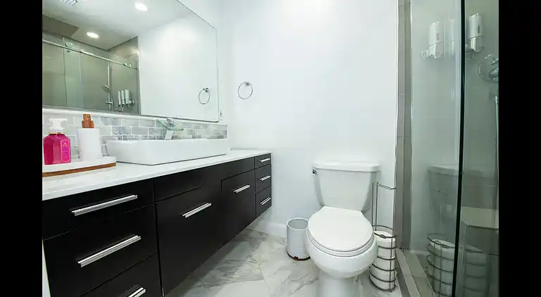 Maggie Home In Kendall - Pool And Tiki Bar