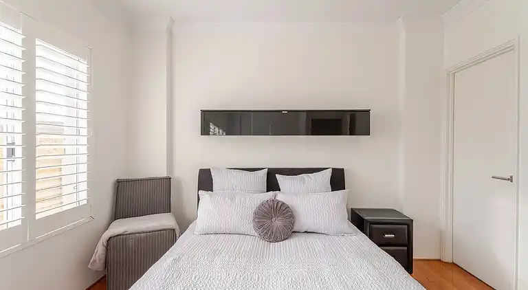 Located in the Mindarie Marina a Luxury House in a Perfect