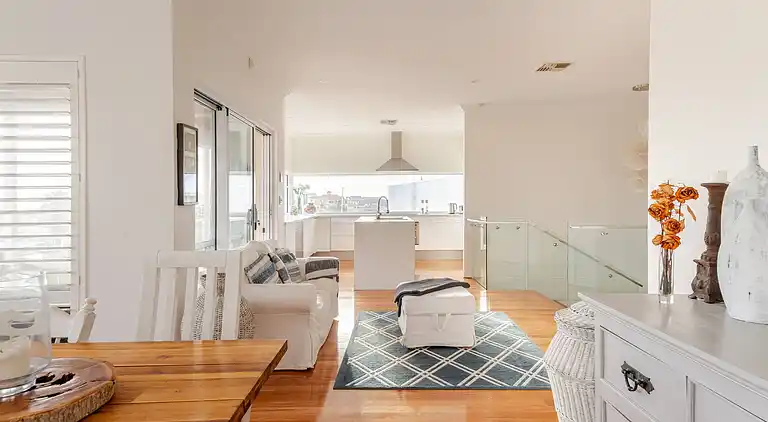 Located in the Mindarie Marina a Luxury House in a Perfect