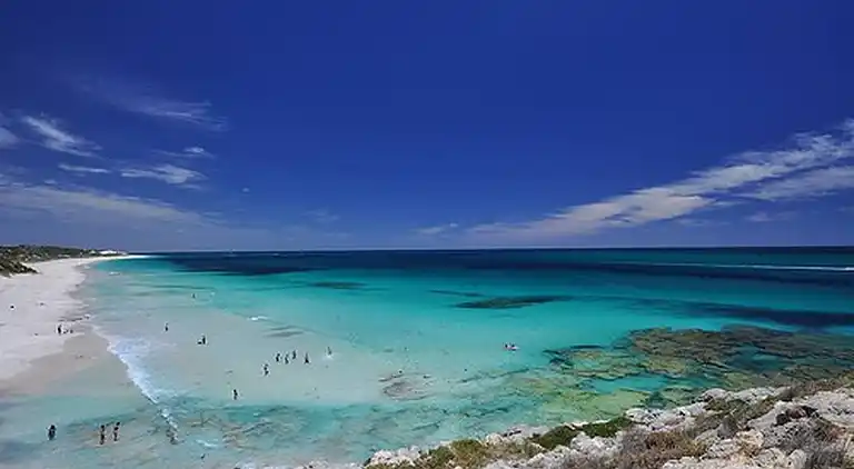 Located in the Mindarie Marina a Luxury House in a Perfect