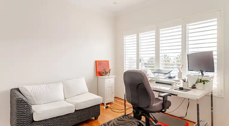 Located in the Mindarie Marina a Luxury House in a Perfect