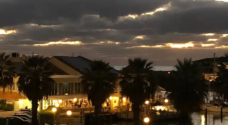 Located in the Mindarie Marina a Luxury House in a Perfect