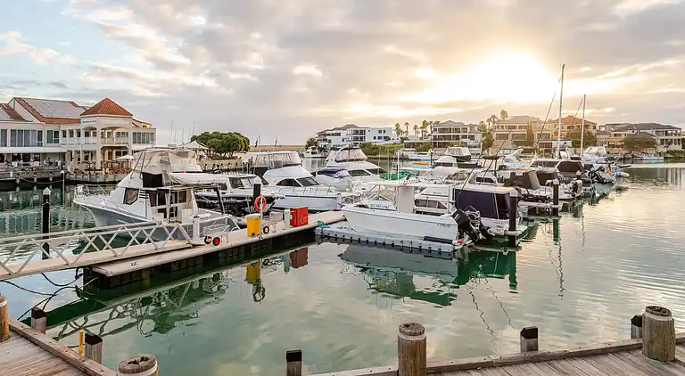 Located in the Mindarie Marina a Luxury House in a Perfect