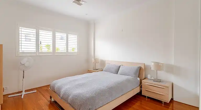 Located in the Mindarie Marina a Luxury House in a Perfect