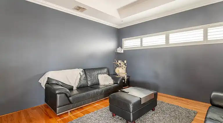 Located in the Mindarie Marina a Luxury House in a Perfect