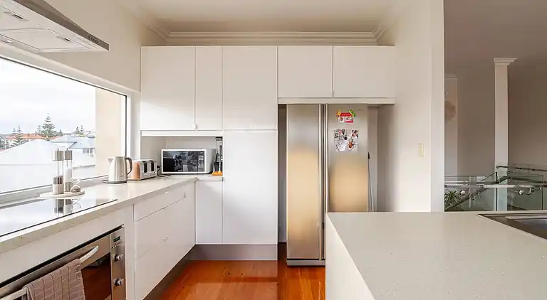 Located in the Mindarie Marina a Luxury House in a Perfect