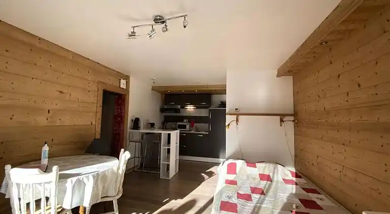 Apartment in Vars