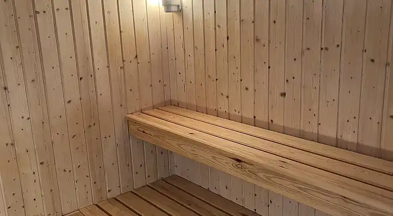 Nyd Ægte Bornholmer-stemning i dejligt Sommerhus