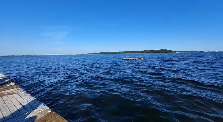 Charmantes Ferienhaus mit großem, schönem Garten