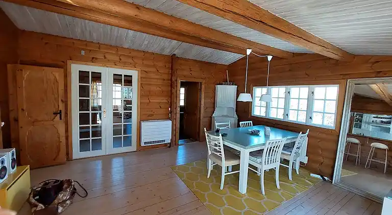 Charmantes Ferienhaus mit großem, schönem Garten