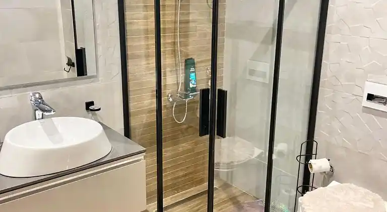 Diamond in The City, One-Bedroom Apartment