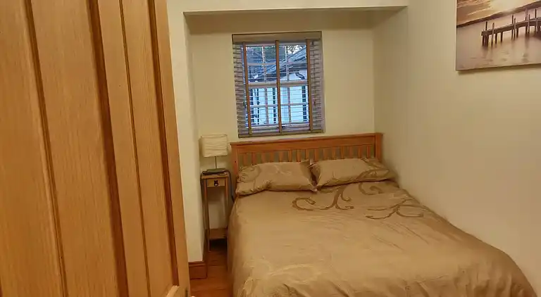 3-Zimmer-Cottage mit eigenem Garten und Parkplatz in der