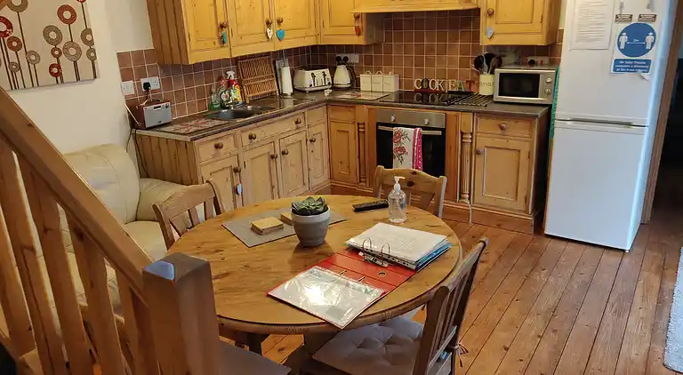 3-Zimmer-Cottage mit eigenem Garten und Parkplatz in der