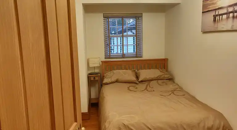 3-Zimmer-Cottage mit eigenem Garten und Parkplatz in der