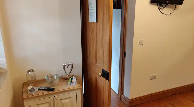 3-Zimmer-Cottage mit eigenem Garten und Parkplatz in der