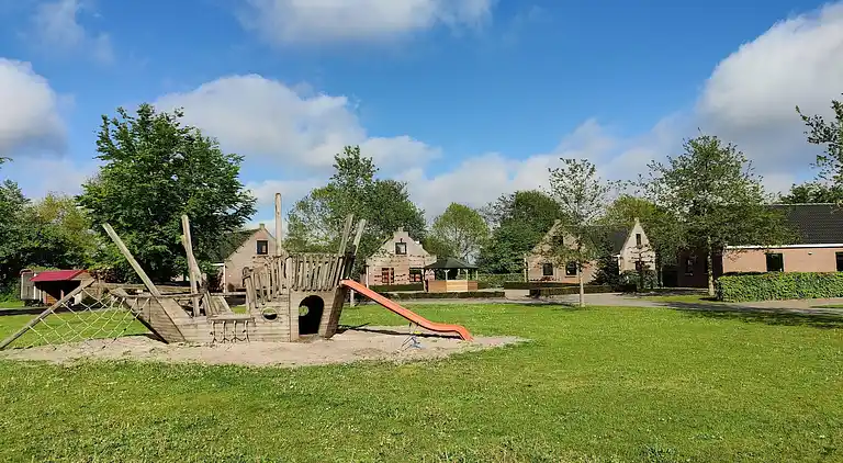 Semesterbostad i Bant