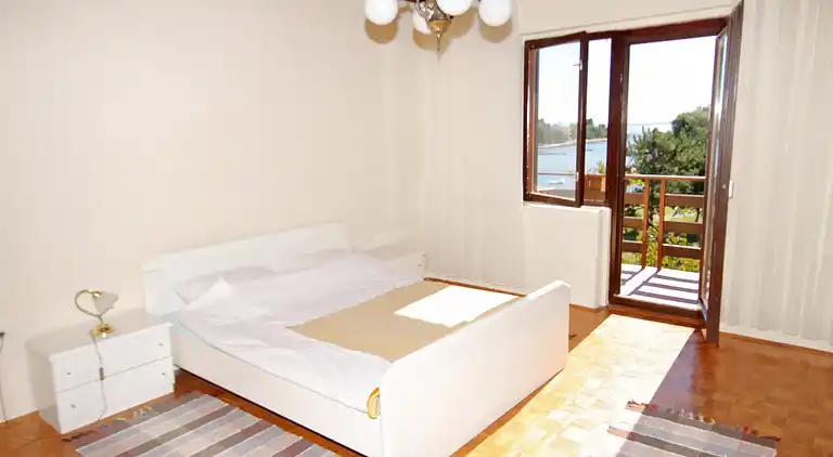 Two bedroom apartment near beach Privlaka (Zadar) (A-666-b)